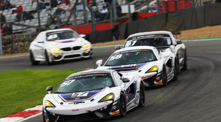 HHC leads British GT after dramatic Brands Hatch weekend